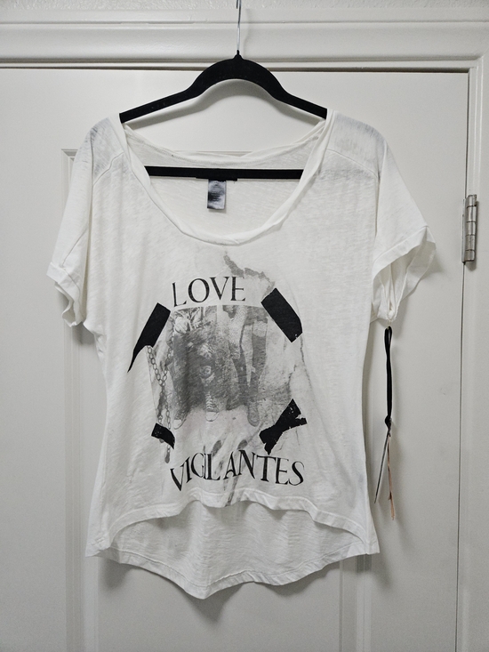 Black Hearts Brigade Tops - 🖤 Black Hearts Brigade Love Vigilantes Burnout Graphic Tee (XS, S, M)